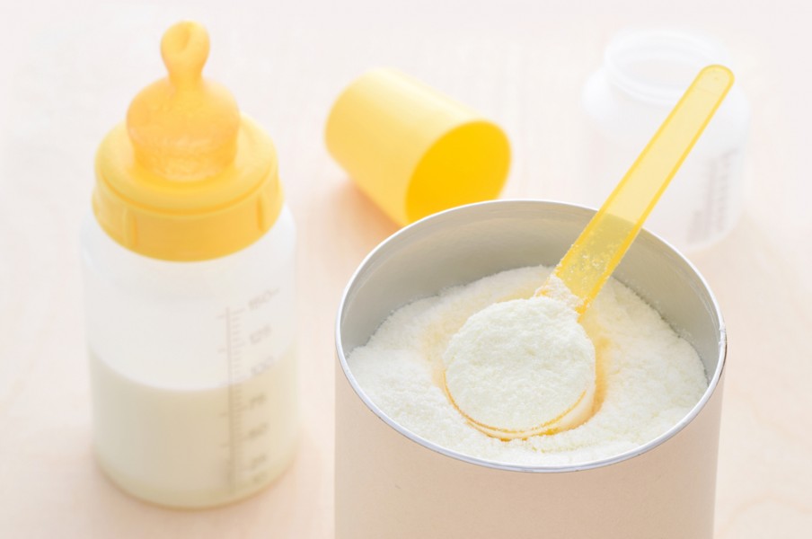 Lait pour bébé : quel lait infantile choisir pour bébé ?