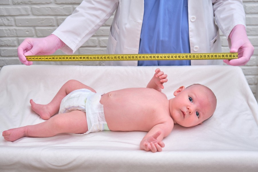 Pics de croissance de bébé : quels sont les signes et comment réagir ?